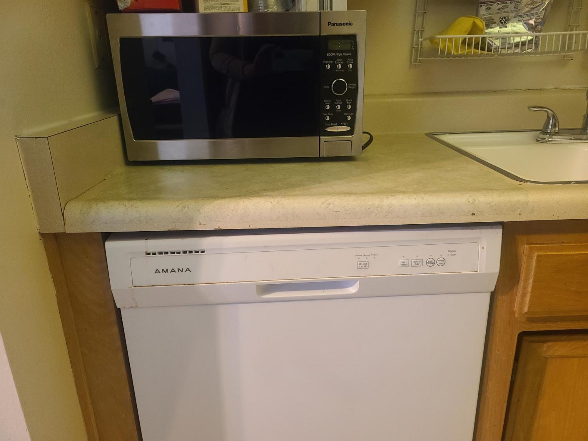 Guest In Sherman Oaks With Private Bathroom And Balcony Apartamento